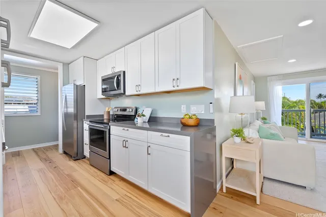 $1,890,000 | 337 Kihapai Street, Unit C, Kailua, HI 96734