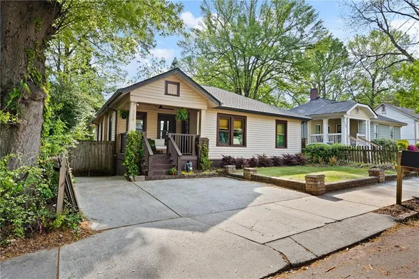 $640,000 | 124 Dahlgren Street Southeast, Atlanta, GA 30317