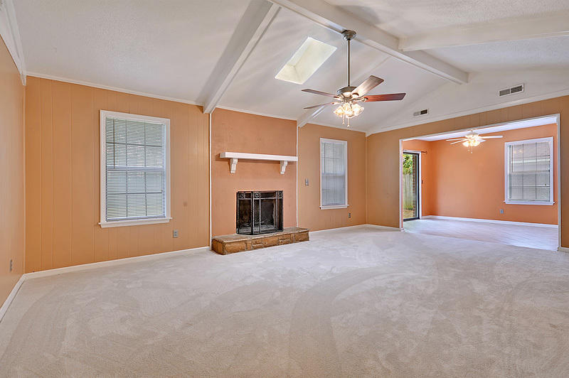 243 Tall Pines Road Ladson, SC 29456 - Photo 6 of 21 243 Tall Pines 17