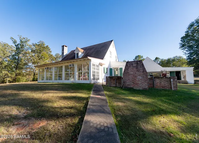 $840,000 | 2782 St Landry Highway, St. Landry, LA 71367