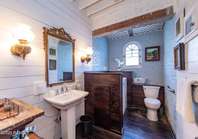 $840,000 | 2782 St Landry Highway, St. Landry, LA 71367