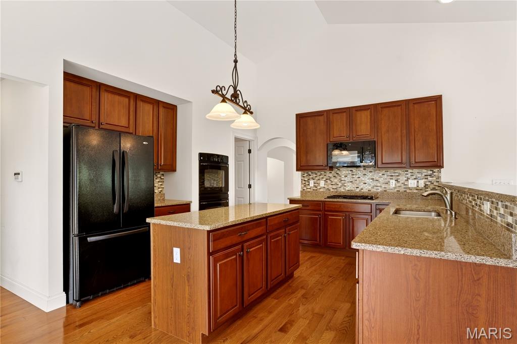 1220 Birch Meadow Court High Ridge, MO 63049 - Photo 13 of 60