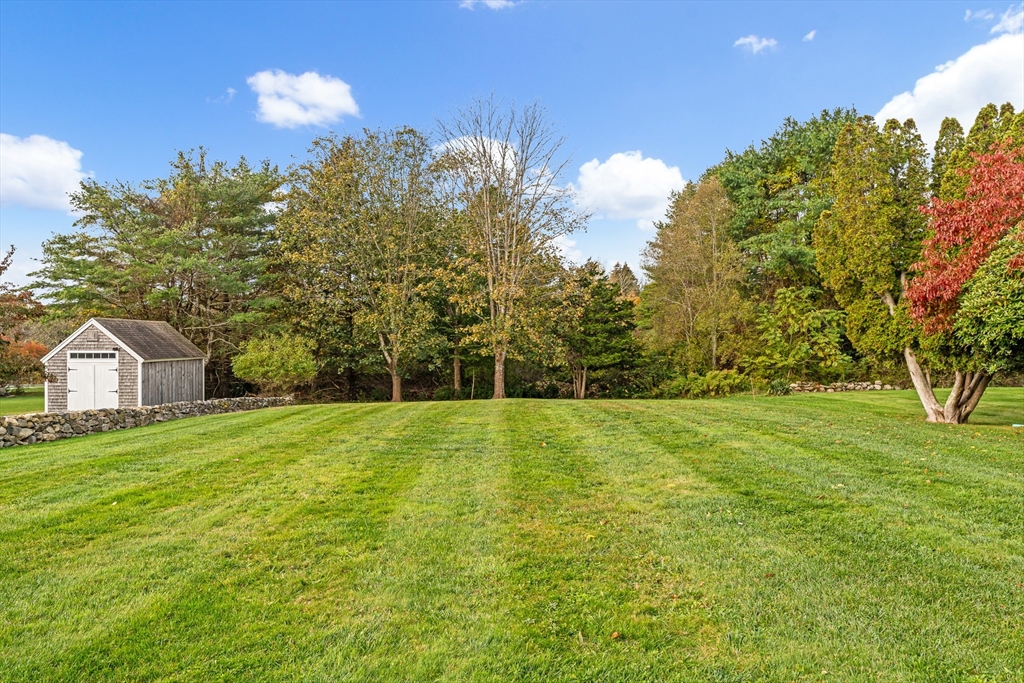 1815 Main Road Westport Point, MA 02791 - Photo 5 of 37