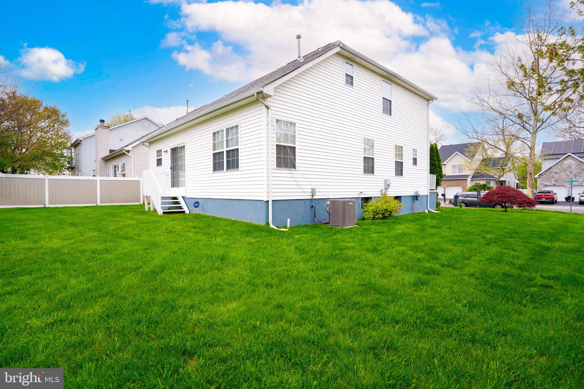 8 Port Mercer Road Trenton, NJ 08648 - Photo 6 of 28