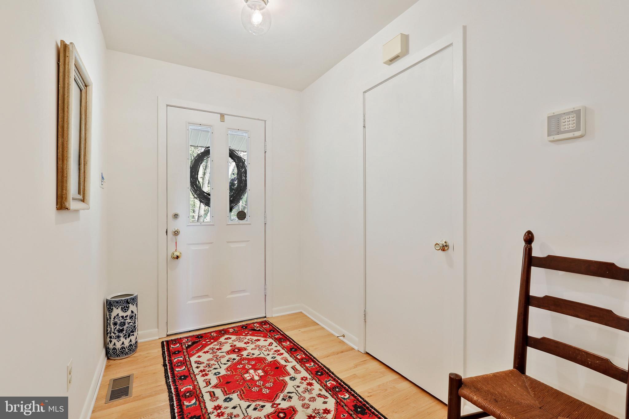 13455 Highland Road Highland, MD 20777 - Photo 11 of 105 Foyer