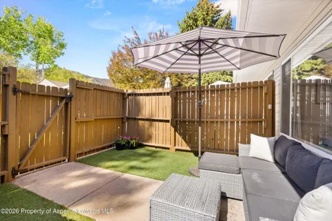 $780,000 | 405 Park Avenue, Unit F2, Basalt, CO 81621