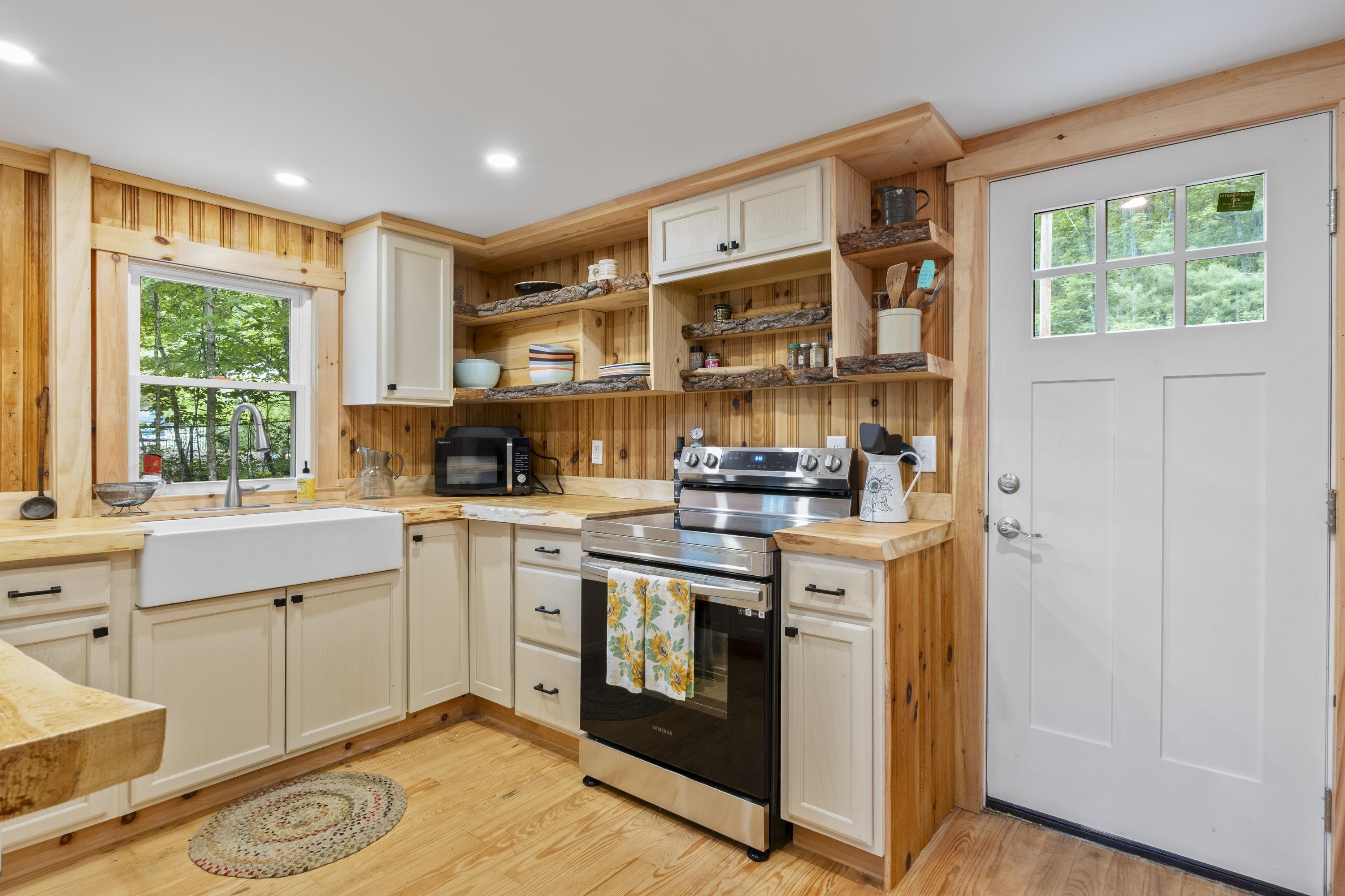 60 Eagle Drive Barrington, NH 03825 - Photo 9 of 45