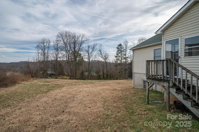 $270,000 | 2541 Grandview Circle Southwest, Lenoir, NC 28645