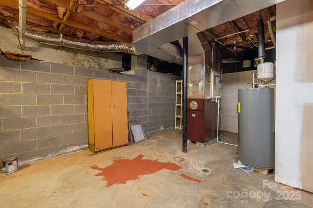 $270,000 | 2541 Grandview Circle Southwest, Lenoir, NC 28645