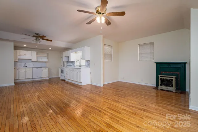 $270,000 | 2541 Grandview Circle Southwest, Lenoir, NC 28645