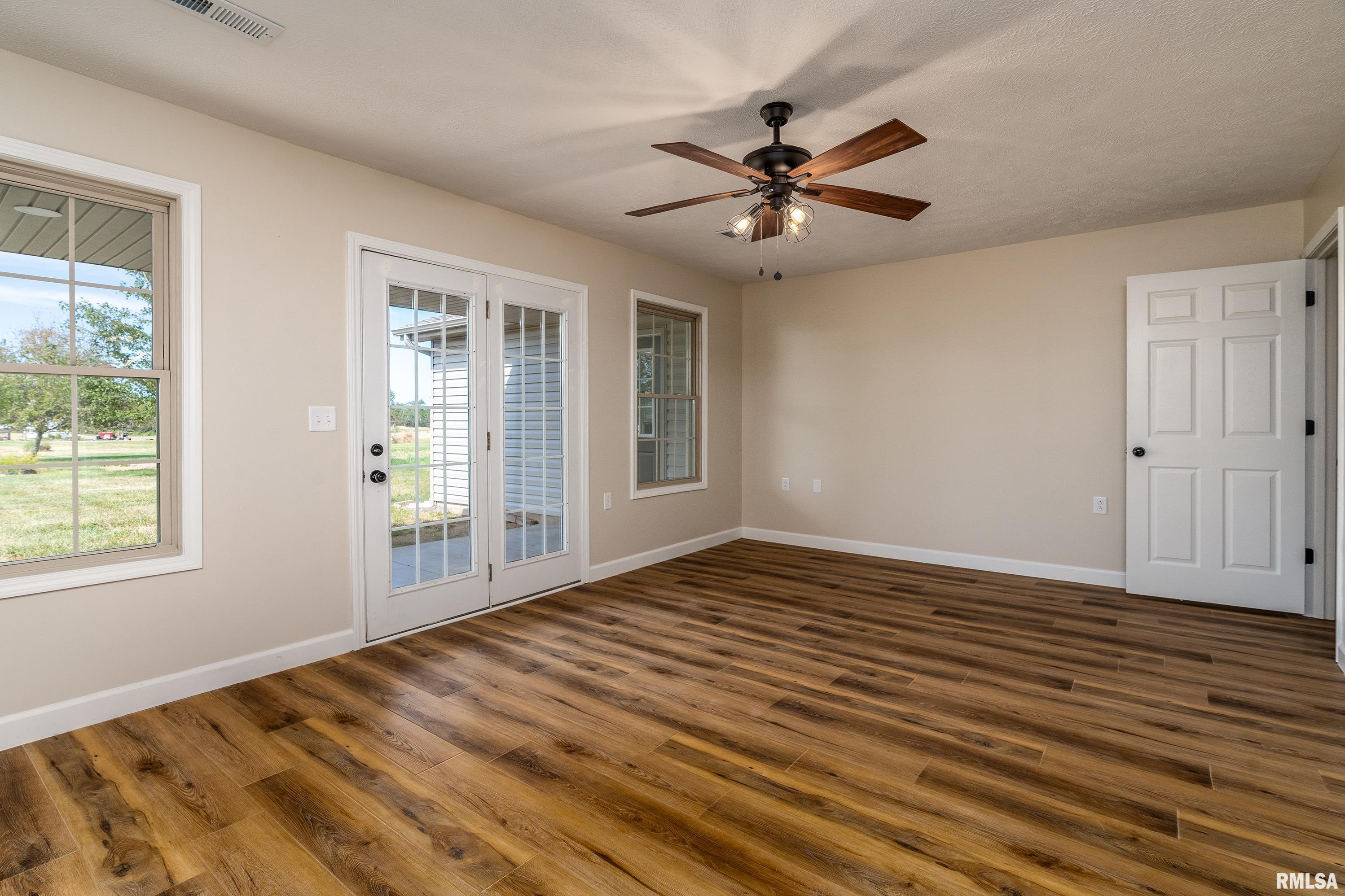 12852 Quarter Horse Road Marion, IL 62959 - Photo 12 of 37