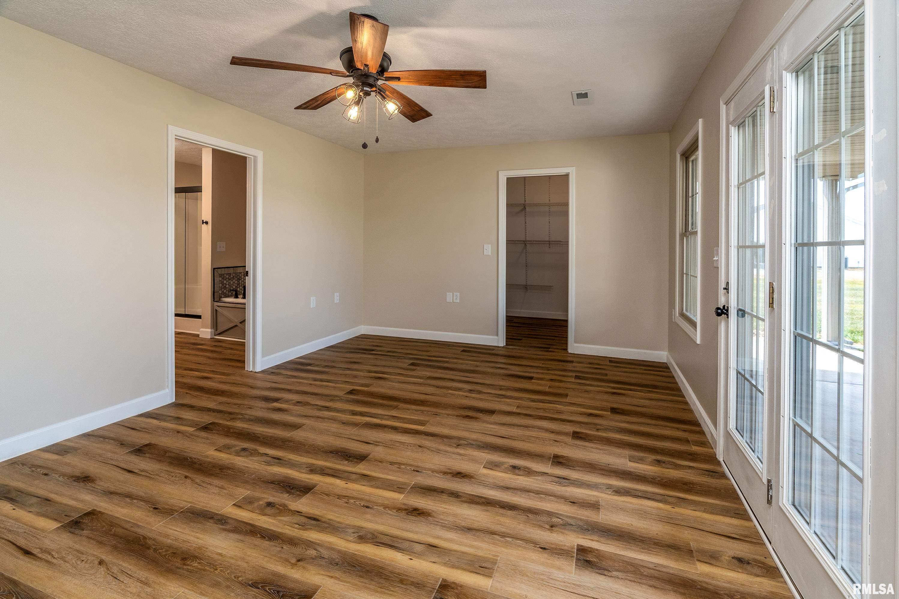 12852 Quarter Horse Road Marion, IL 62959 - Photo 13 of 37