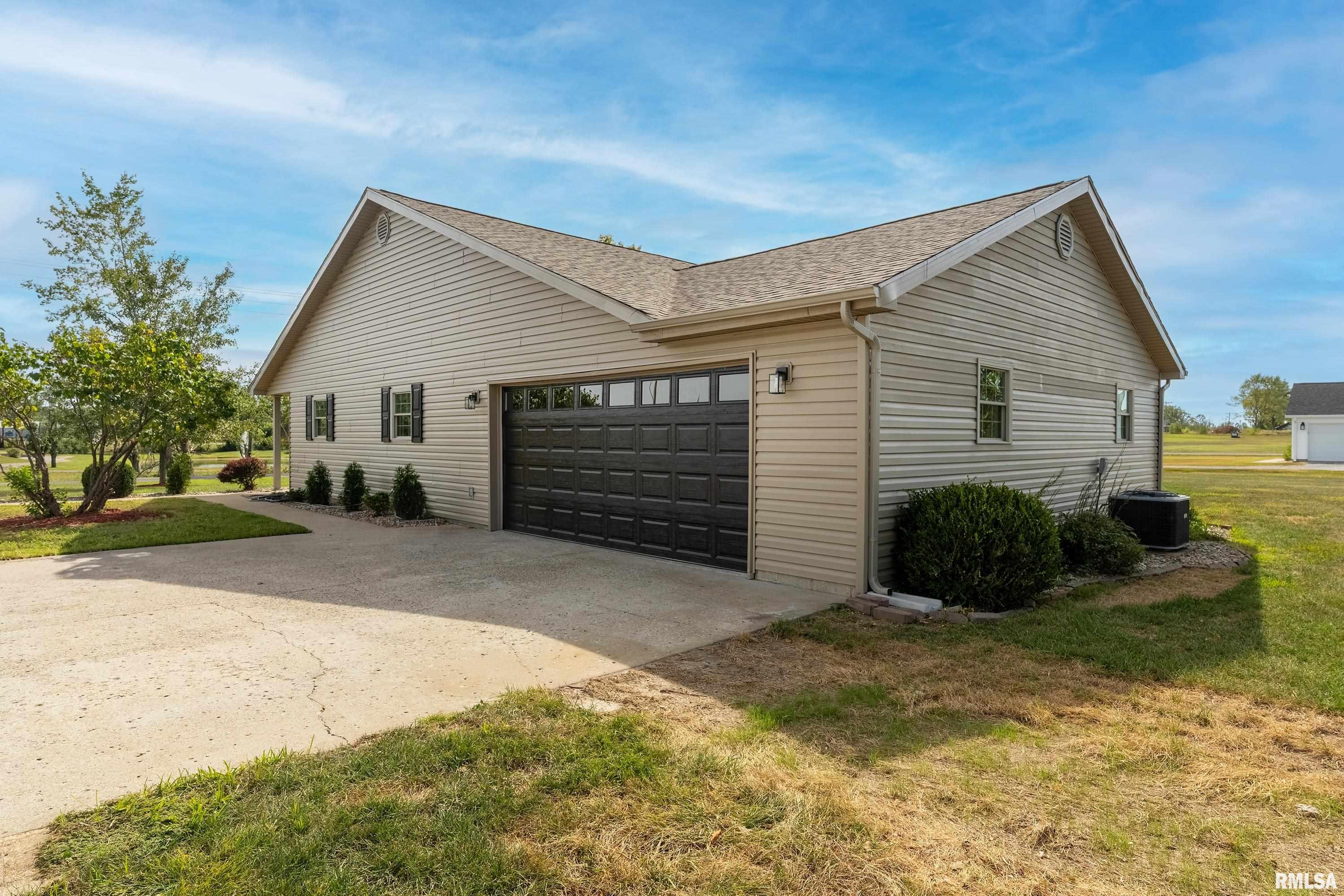 12852 Quarter Horse Road Marion, IL 62959 - Photo 27 of 37