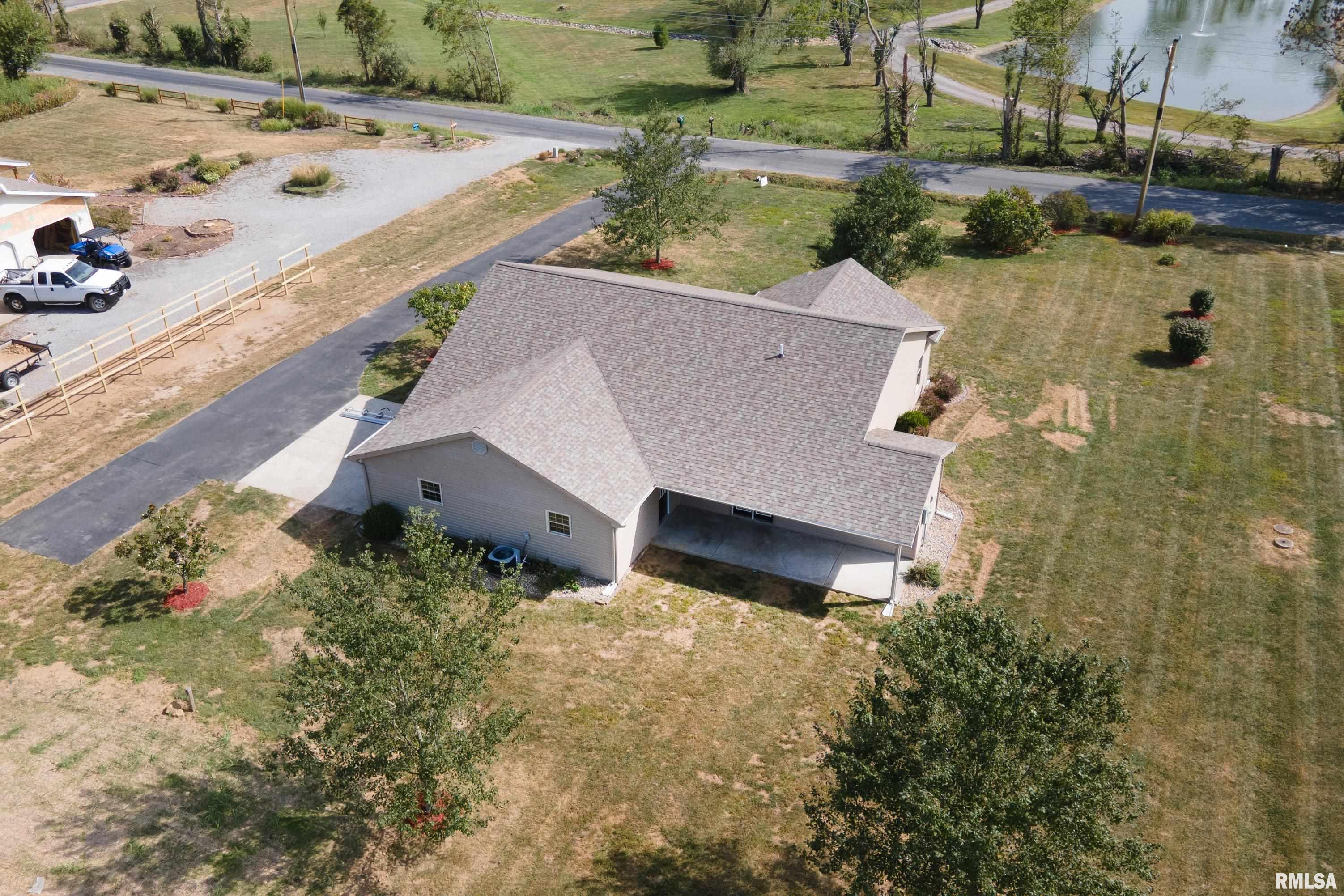 12852 Quarter Horse Road Marion, IL 62959 - Photo 32 of 37