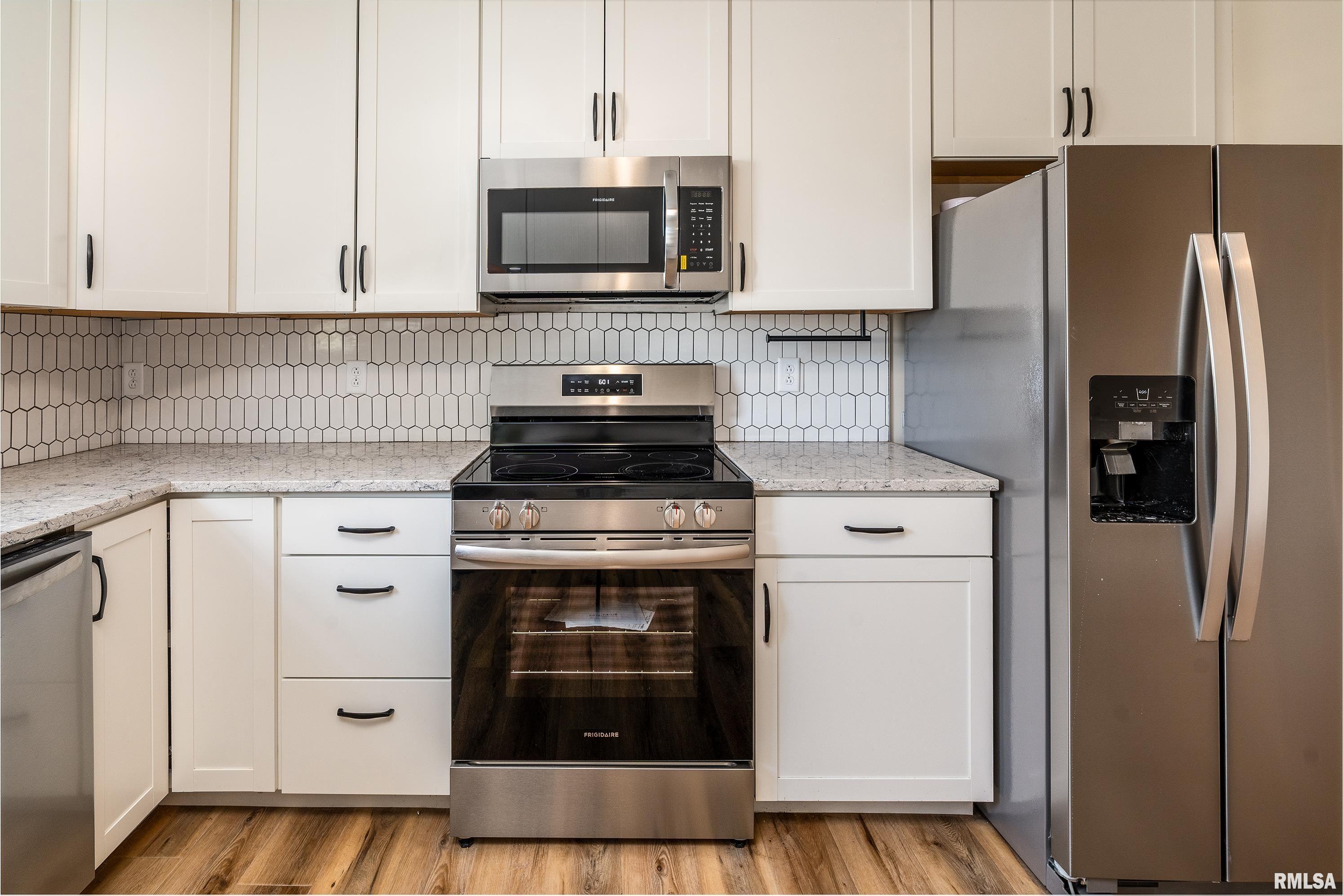 12852 Quarter Horse Road Marion, IL 62959 - Photo 6 of 37