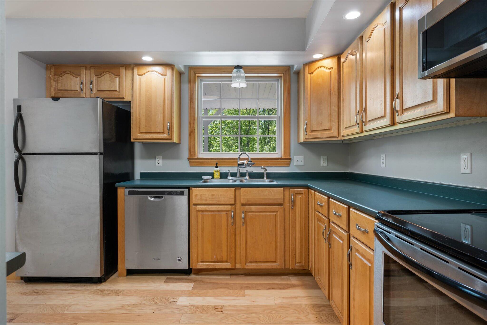 40 Orcutt Mountain Road Bucksport, ME 04416 - Photo 13 of 48 16-Kitchen