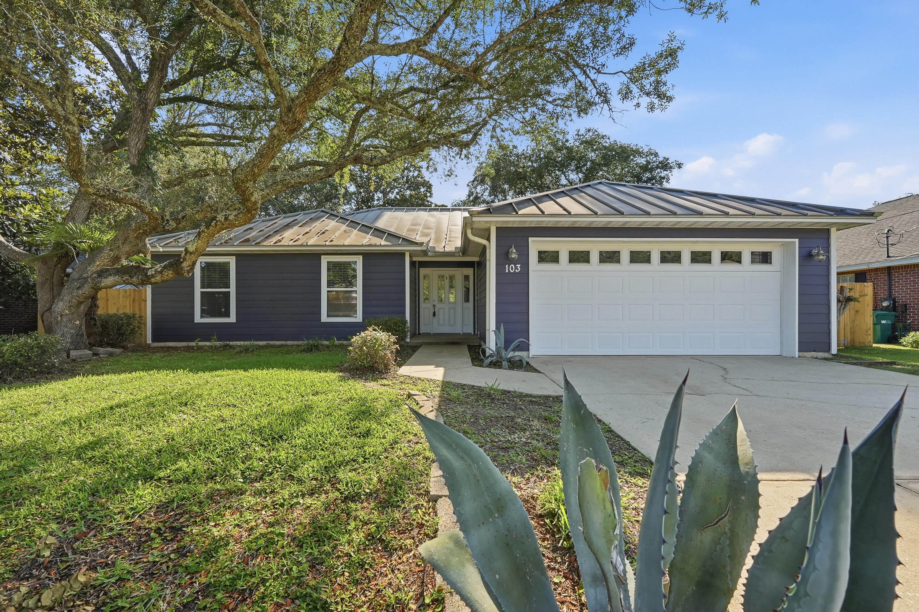 103 Point Comfort Road Mary Esther, FL 32569 - Photo 3 of 55 103 point comfort rd-3
