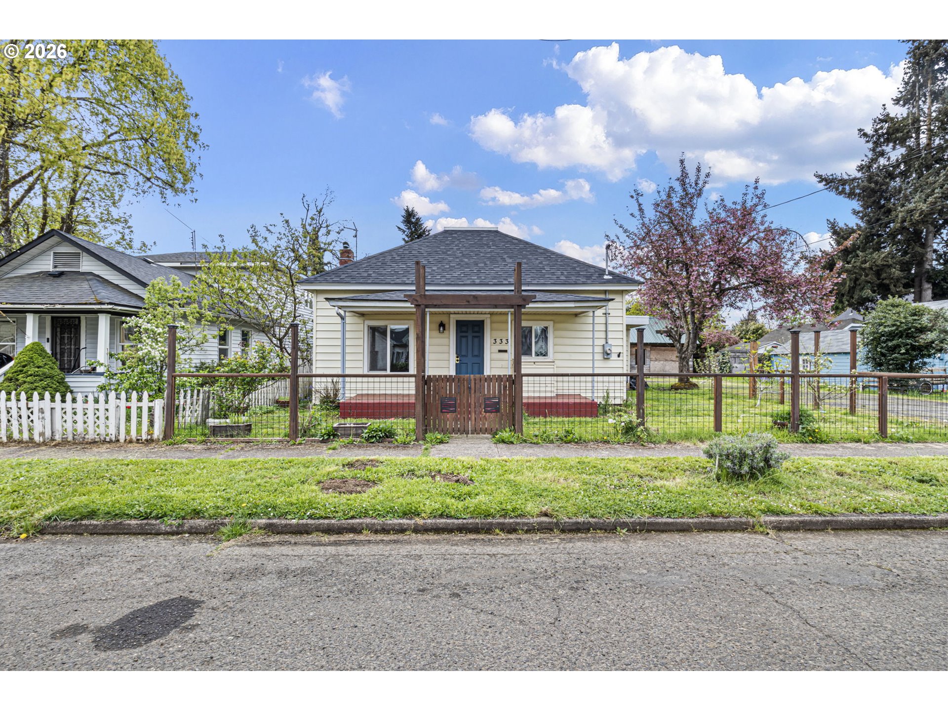 333 Madison Avenue Cottage Grove, OR 97424 - Photo 1 of 48