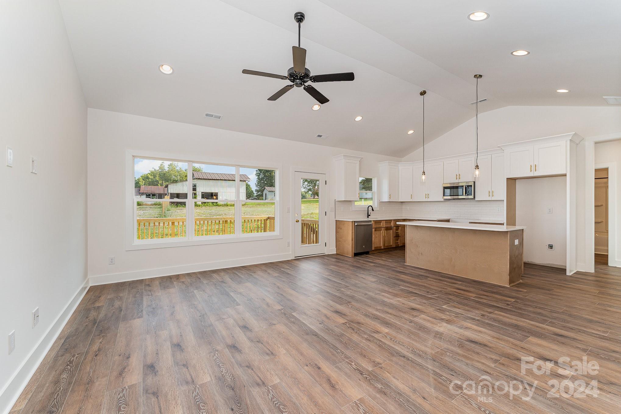 118 Galliher Road Harmony, NC 28634 - Photo 11 of 28 Gallery Image 11