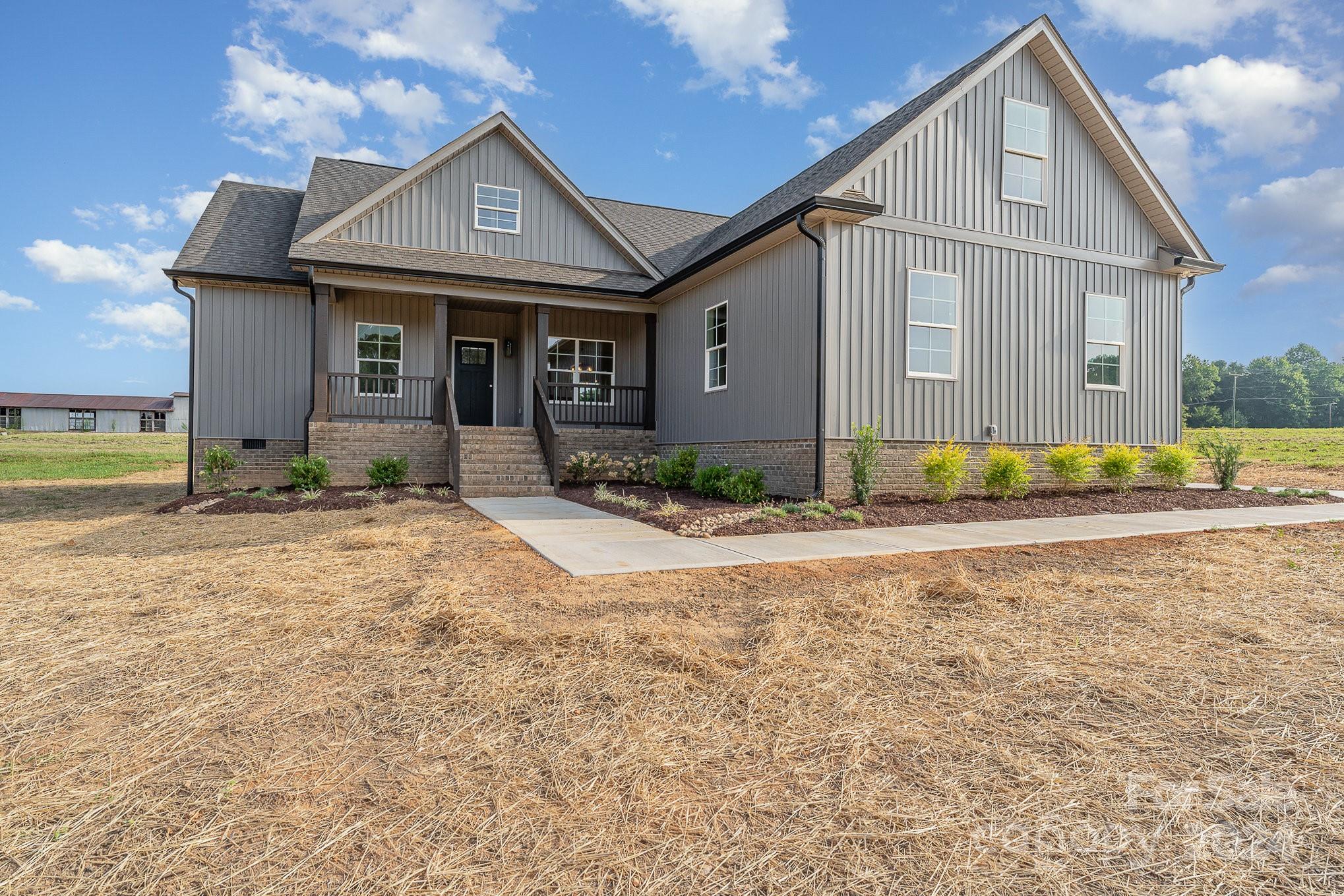 118 Galliher Road Harmony, NC 28634 - Photo 4 of 28 Gallery Image 4