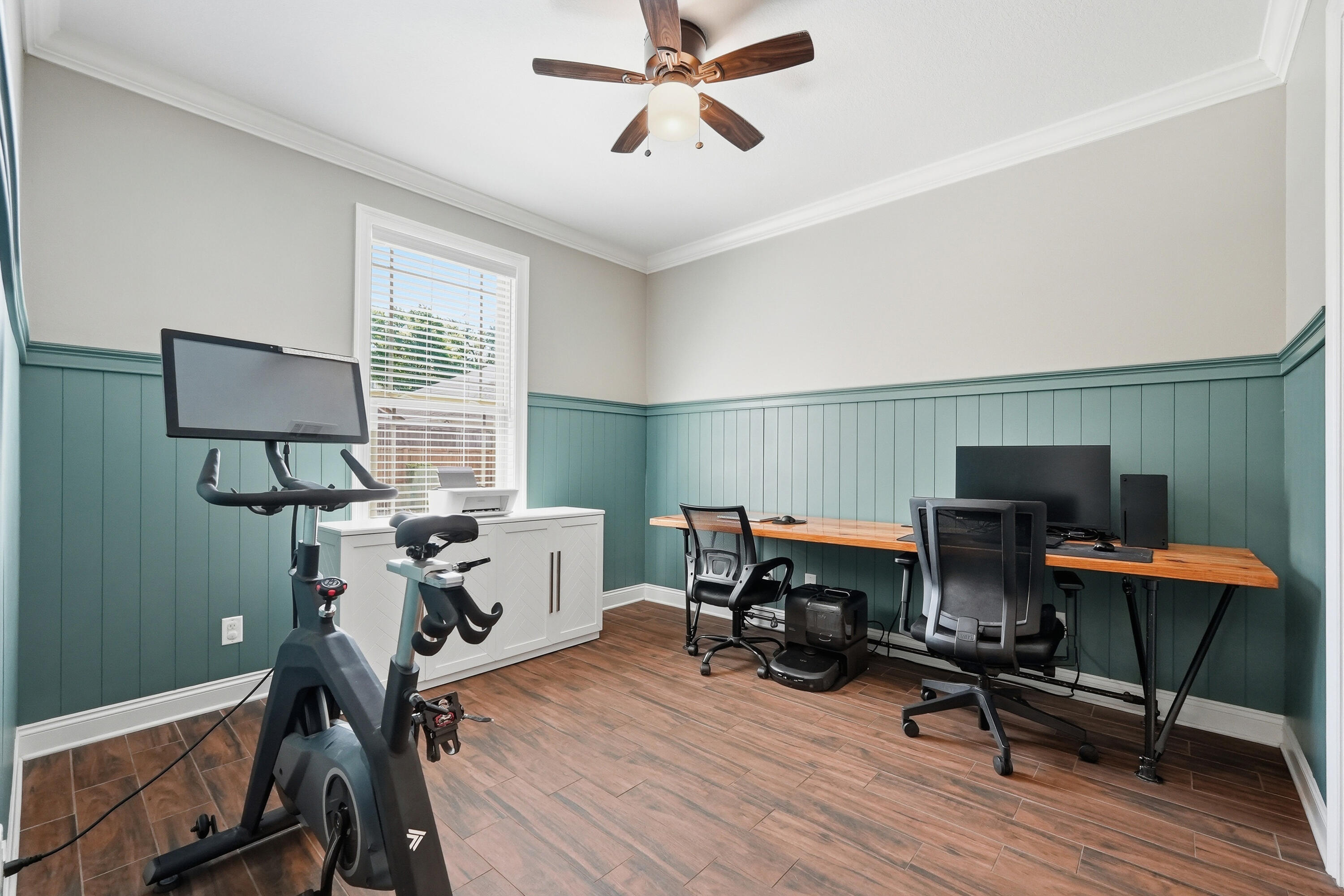 38 Marlborough Road Shalimar, FL 32579 - Photo 25 of 68 a view of a workspace with furniture and a window