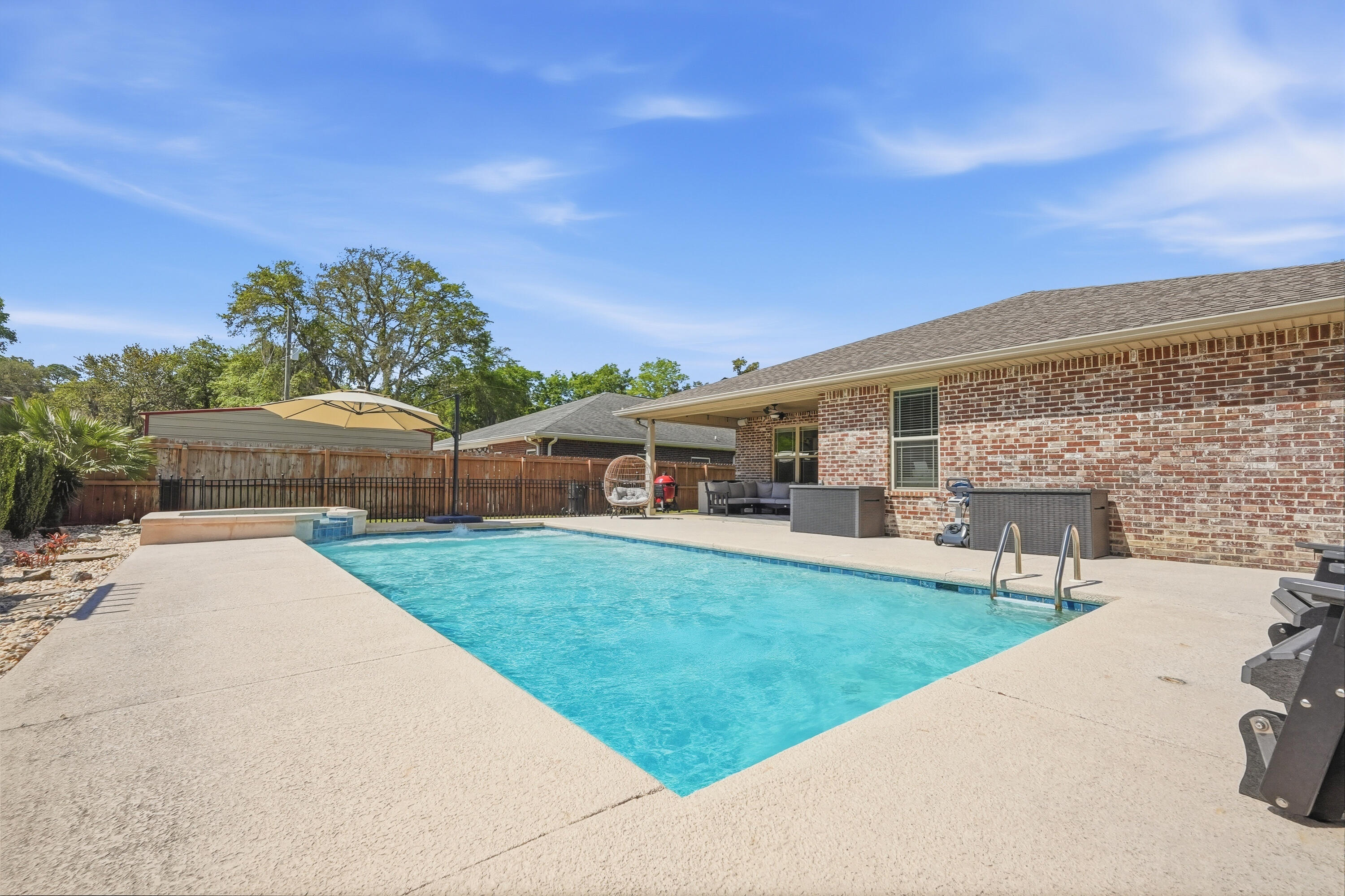 38 Marlborough Road Shalimar, FL 32579 - Photo 38 of 68 38 Marlborough POOL