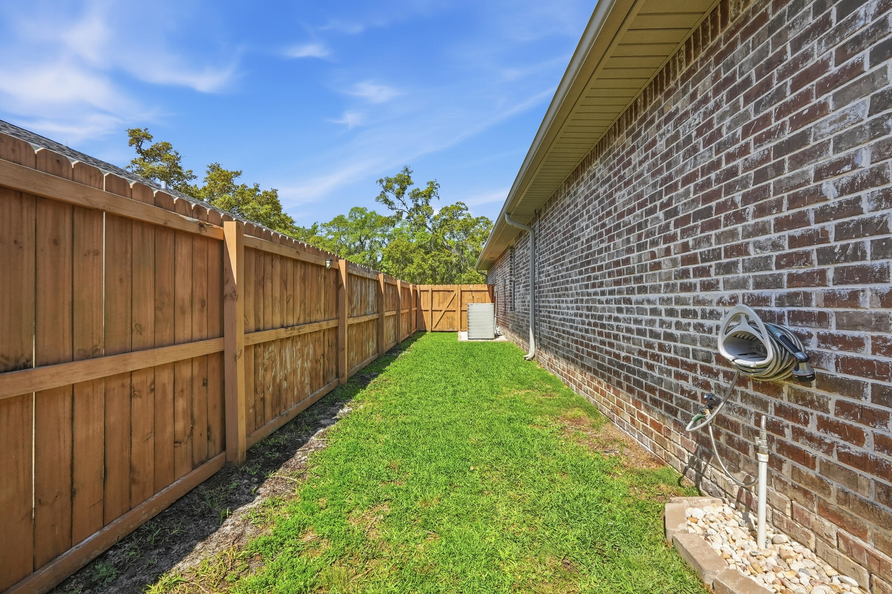 38 Marlborough Road Shalimar, FL 32579 - Photo 45 of 68 38 Marlborough Backyard