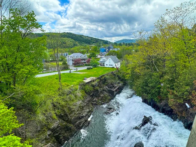 $275,000 | 88 Mill Hill Road, Barnet, VT 05821