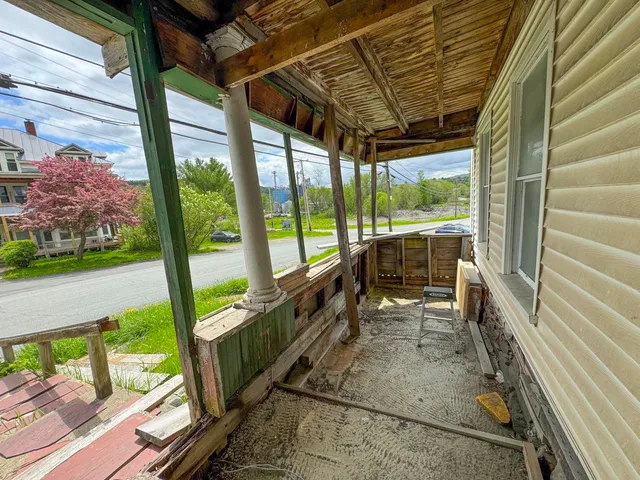 $275,000 | 88 Mill Hill Road, Barnet, VT 05821