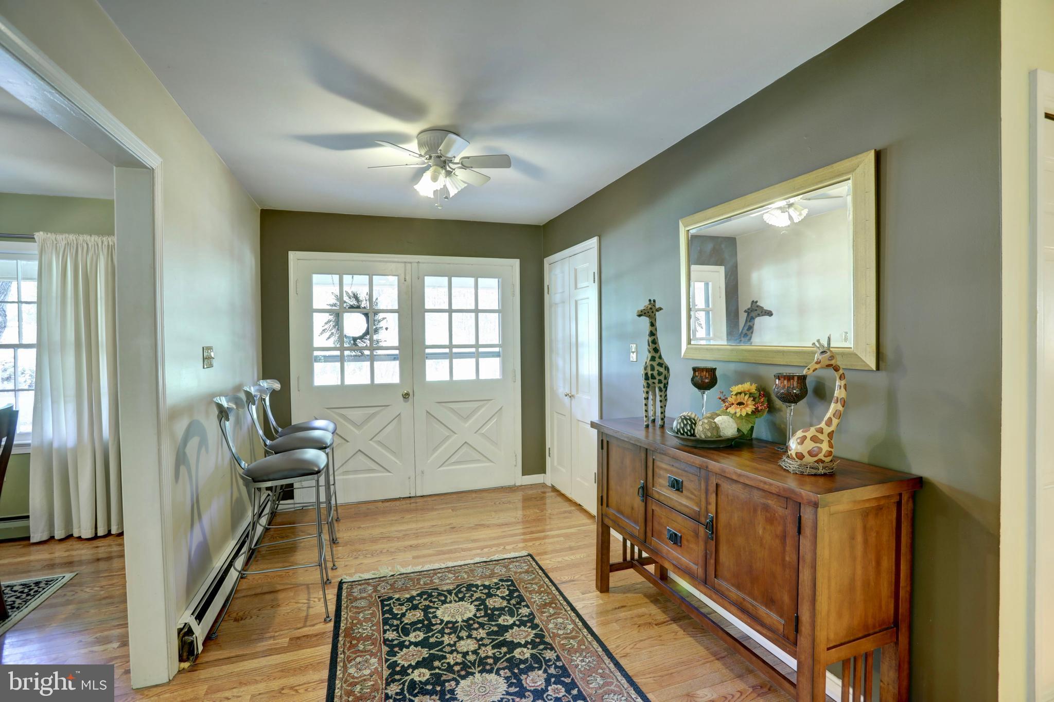 20220 Cockerill Road Purcellville, VA 20132 - Photo 4 of 38 Gallery Image 4