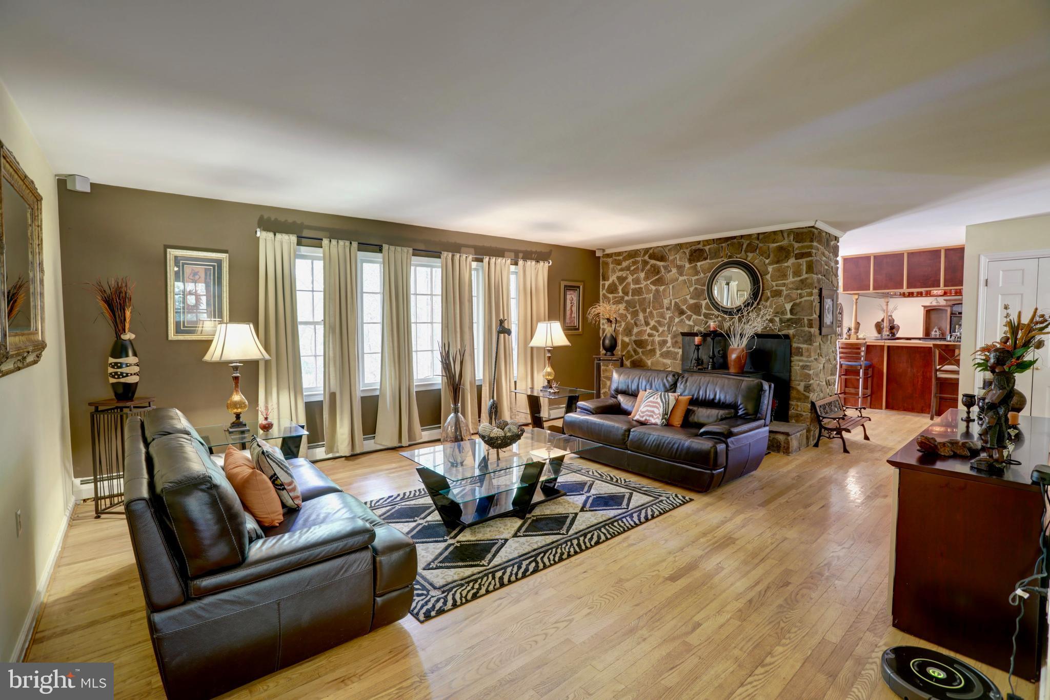 20220 Cockerill Road Purcellville, VA 20132 - Photo 5 of 38 Gallery Image 5