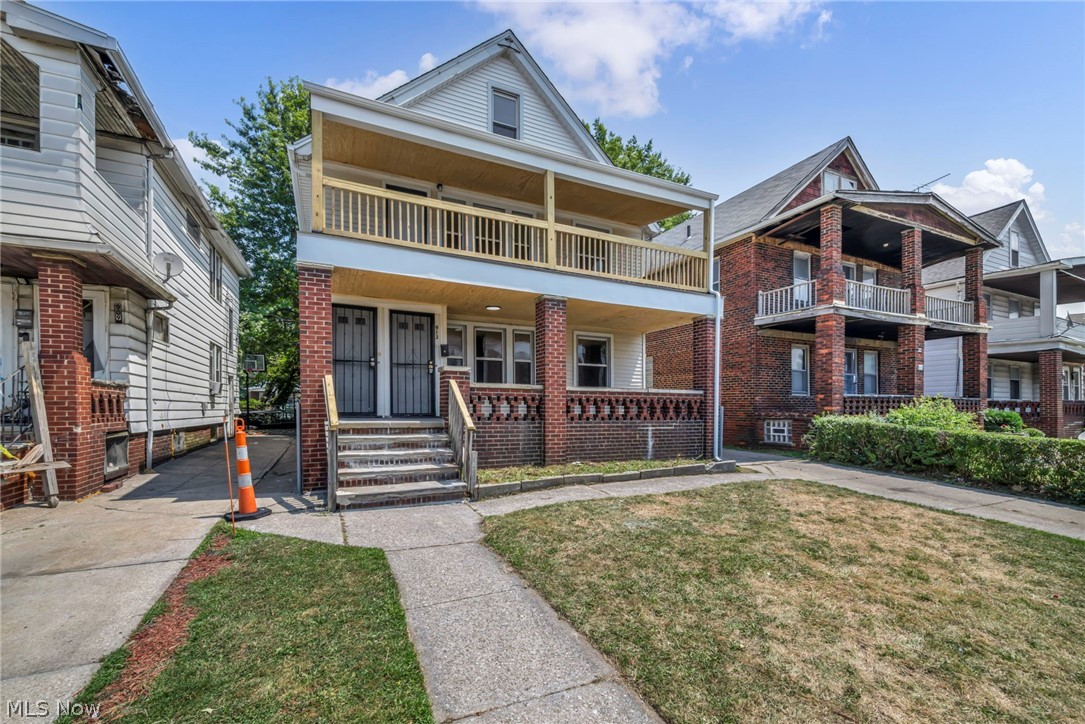 911 Royal Road Cleveland, OH 44110 - Photo 4 of 50 Gallery Image 4