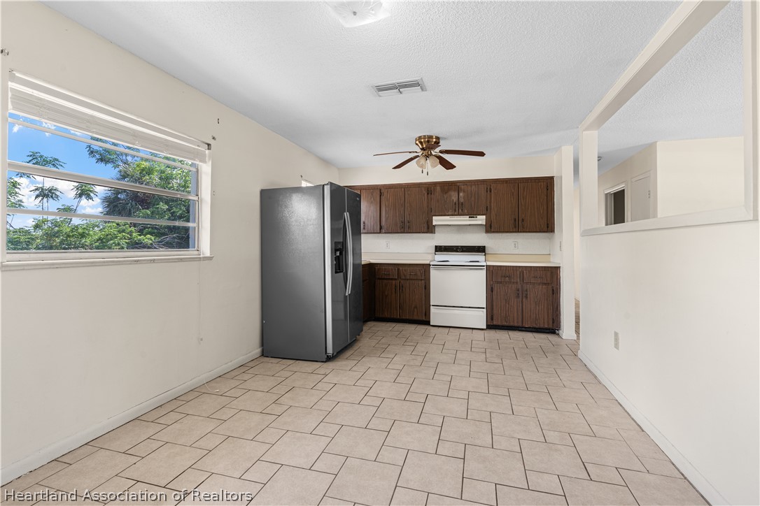2709 West Rochester Road Avon Park, FL 33825 - Photo 16 of 29