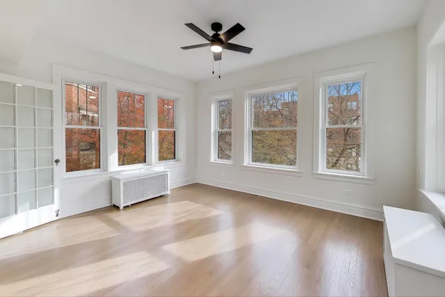 $1,050,000 | 1201 East Madison Park, Unit 3, Chicago, IL 60615