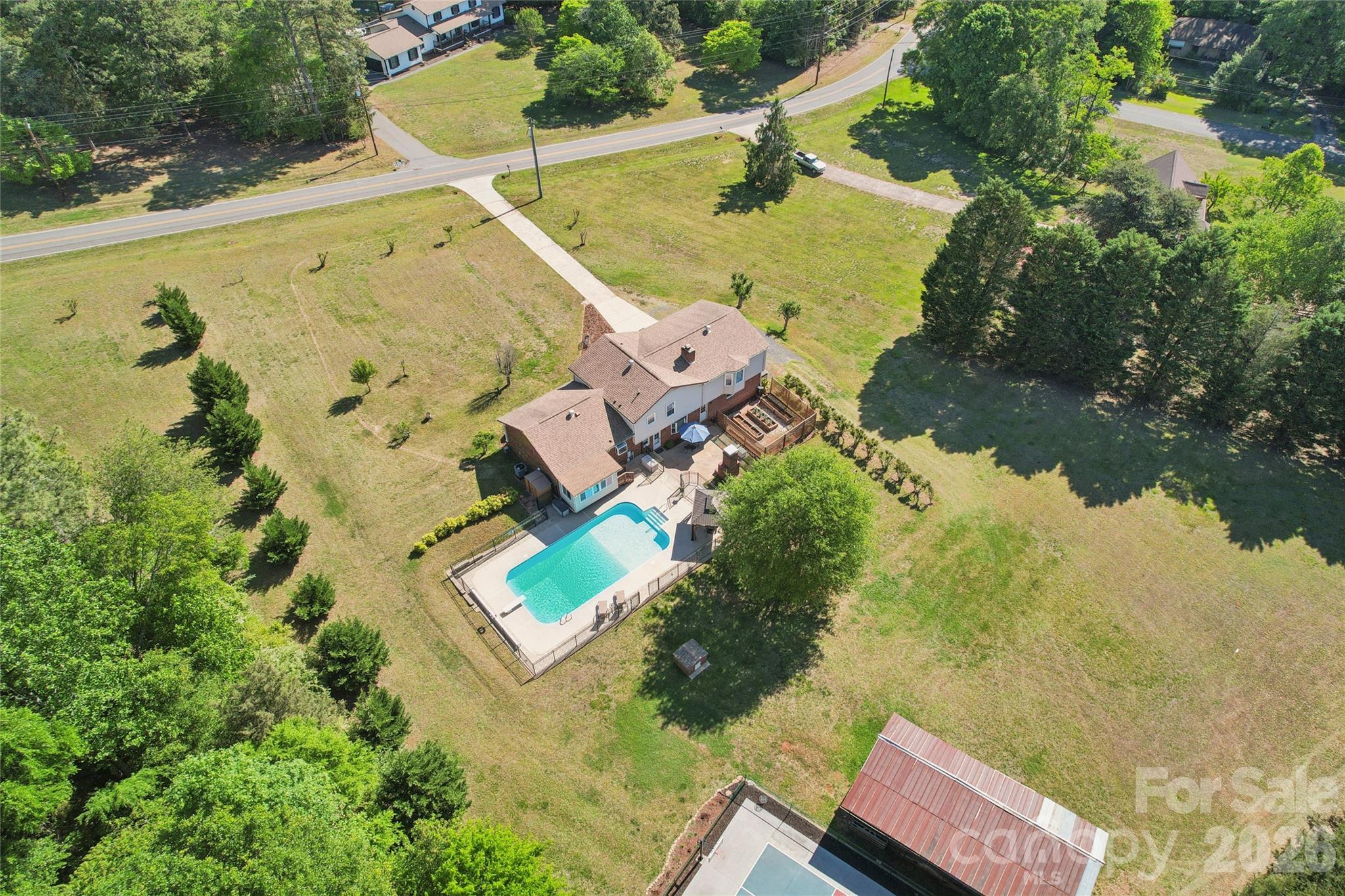 7117 Rock Island Road Charlotte, NC 28278 - Photo 45 of 48 Gallery Image 45