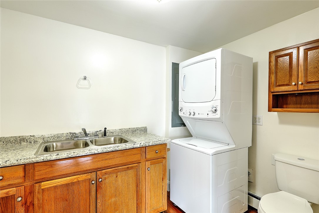 62 Hermit Drive Warwick, RI 02889 - Photo 11 of 31