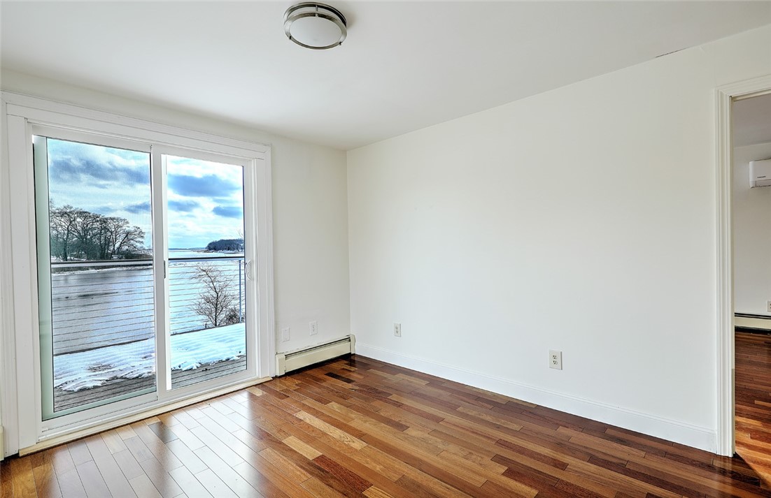 62 Hermit Drive Warwick, RI 02889 - Photo 13 of 31