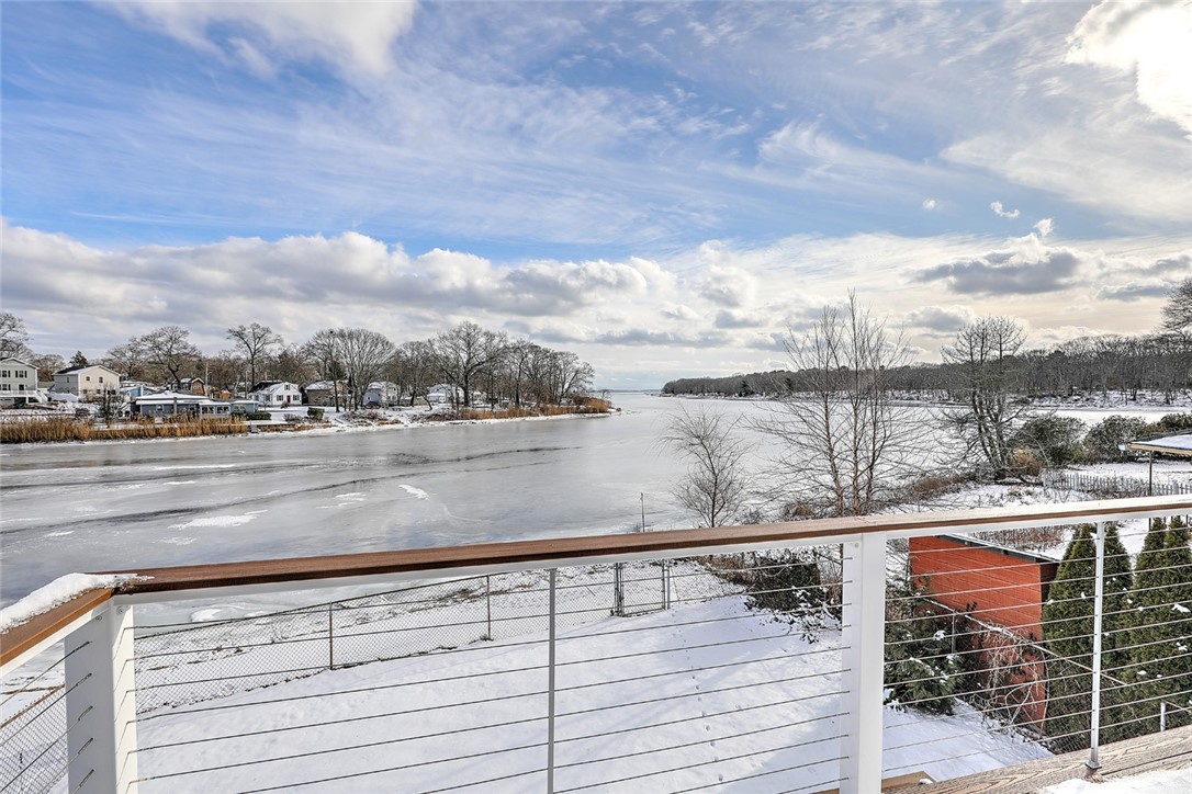 62 Hermit Drive Warwick, RI 02889 - Photo 15 of 31