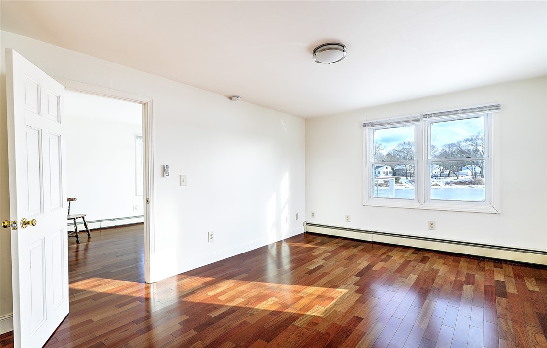 62 Hermit Drive Warwick, RI 02889 - Photo 19 of 31