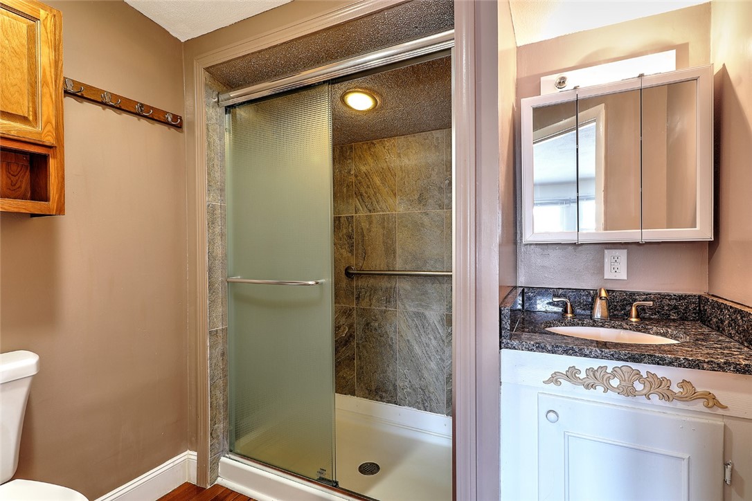 62 Hermit Drive Warwick, RI 02889 - Photo 10 of 31