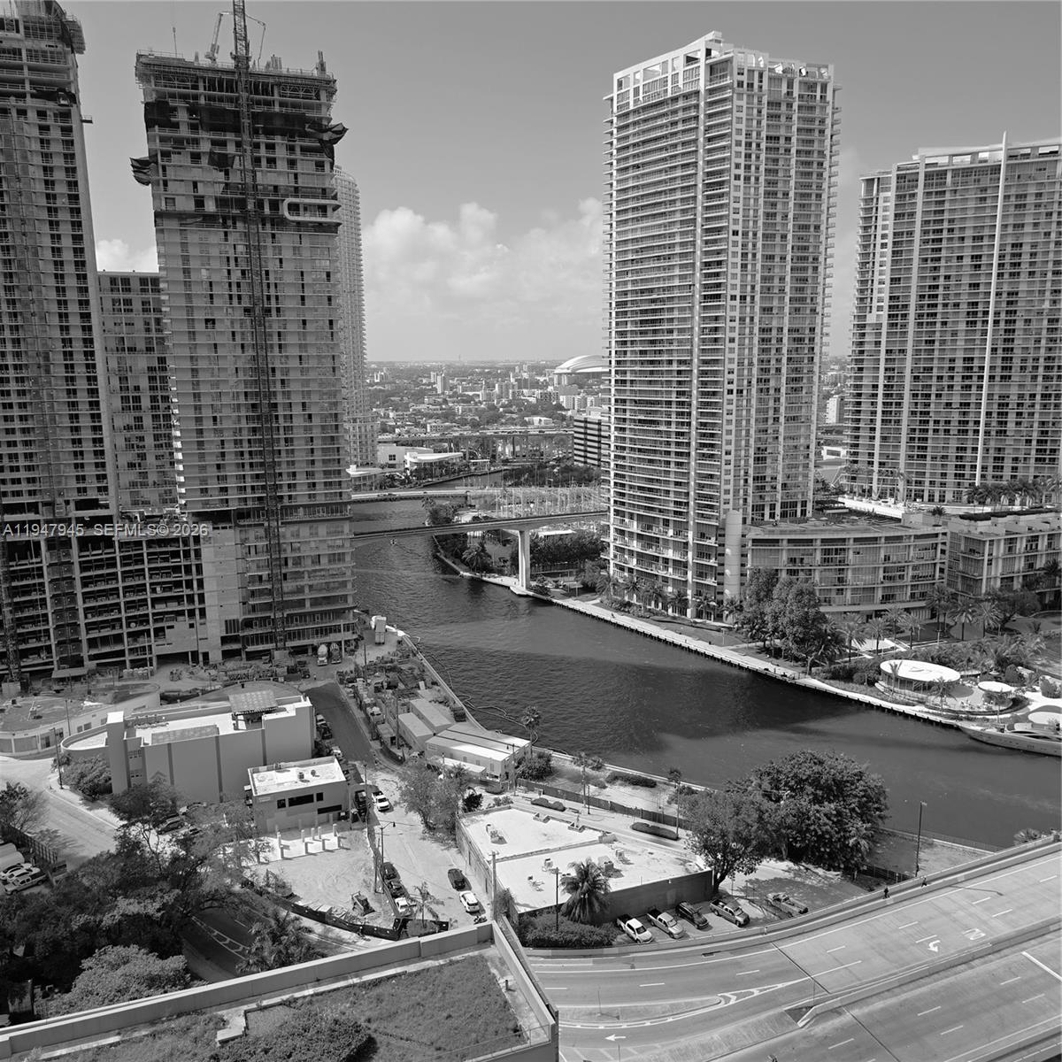 68 Southeast 6th Street, Unit 2110 Miami, FL 33131 - Photo 38 of 59