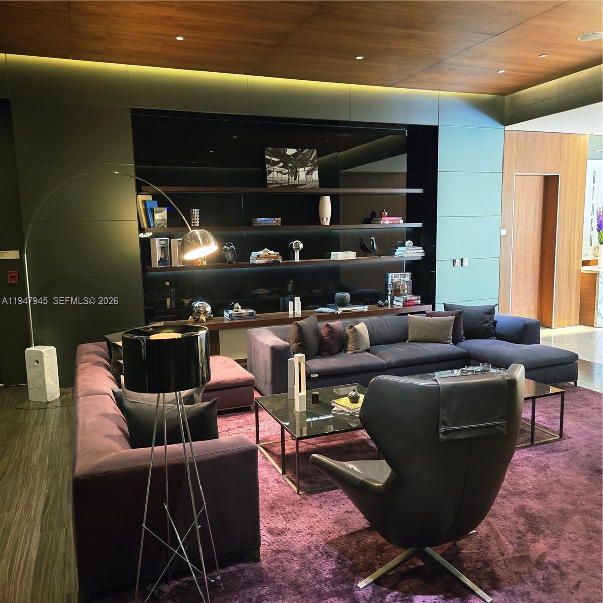 68 Southeast 6th Street, Unit 2110 Miami, FL 33131 - Photo 59 of 59