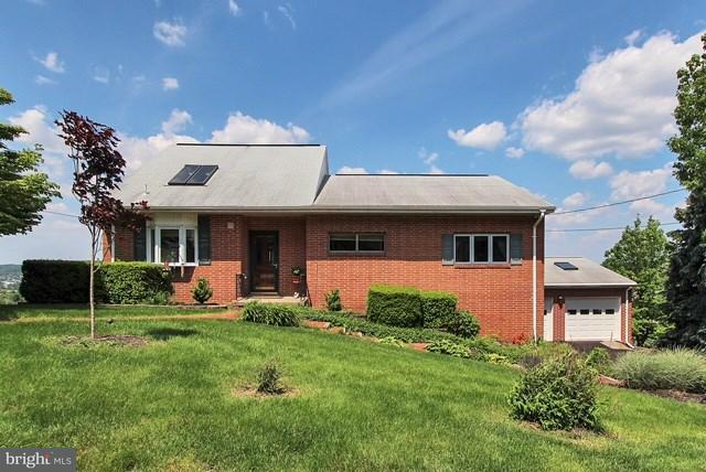 1305 Bonbar Road York, PA 17403 - Photo 1 of 25 Gallery Image 1