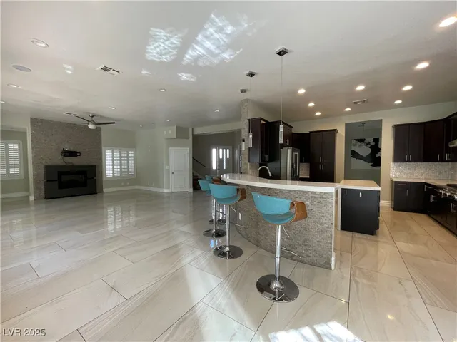 $4,500 | 2609 Sun Reef Road, Las Vegas, NV 89128