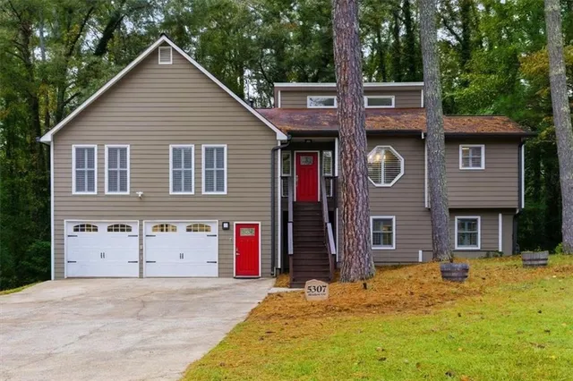 $424,000 | 5307 Shadow Circle, Acworth, GA 30102
