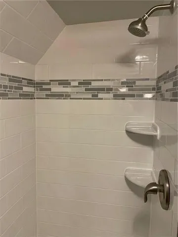 $1,825 | 132 Dilworth Street, Pittsburgh, PA 15211