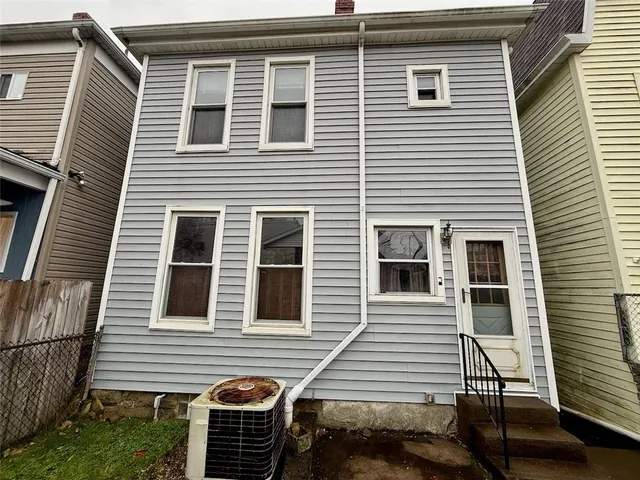 $1,825 | 132 Dilworth Street, Pittsburgh, PA 15211