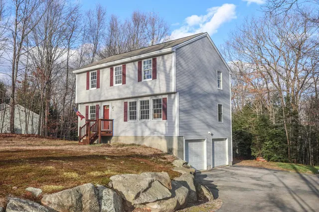 $465,000 | 57 Lyndsey Lane, Weare, NH 03281