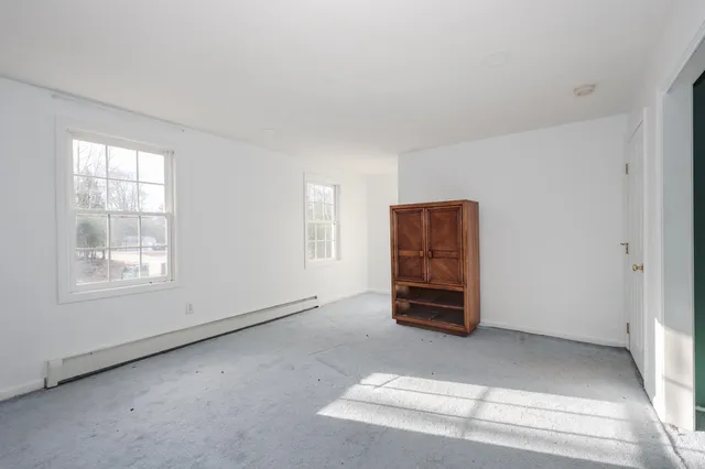 $465,000 | 57 Lyndsey Lane, Weare, NH 03281