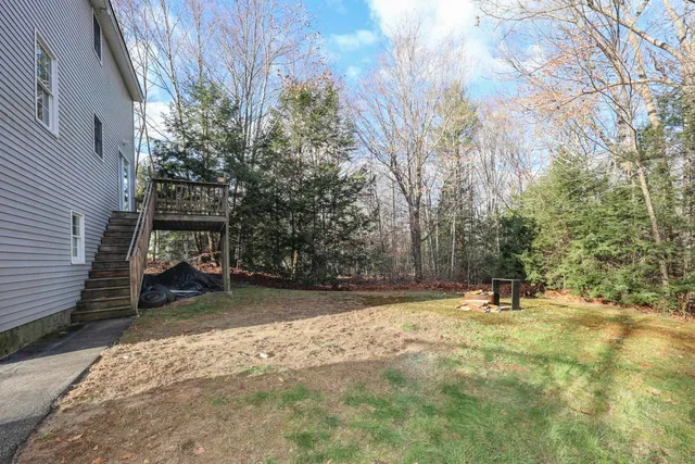 $465,000 | 57 Lyndsey Lane, Weare, NH 03281